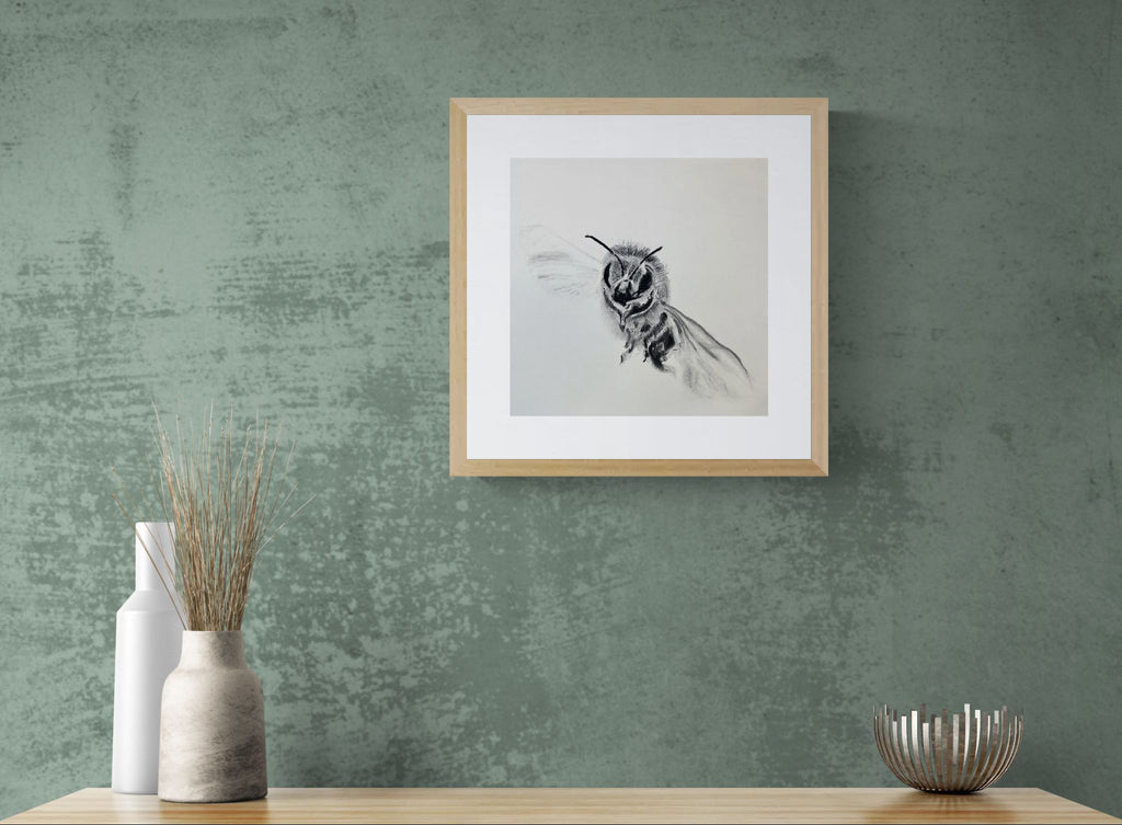 Bee No. 7 Hahnemühle Photorag – ungerahmt